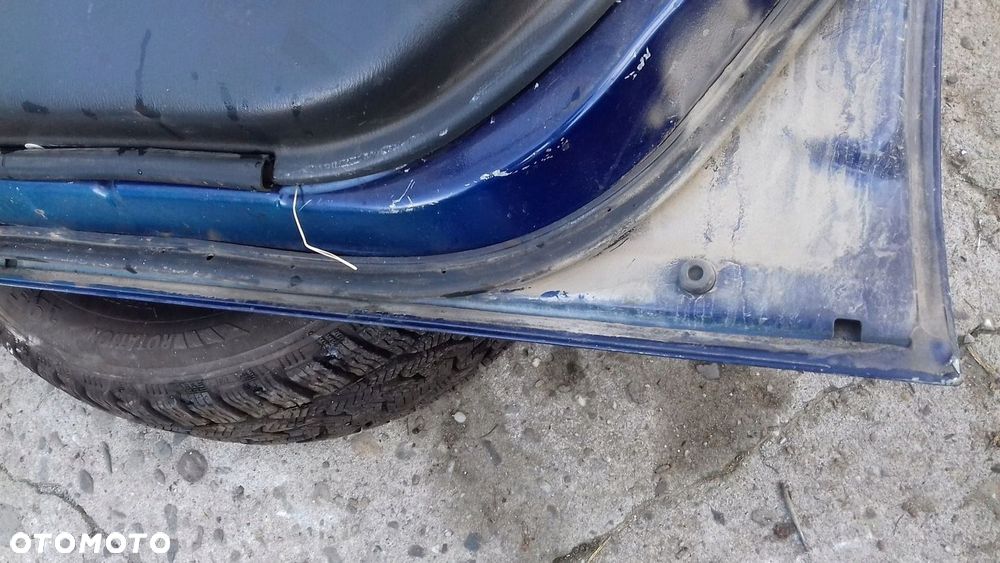 DRZWI PRAWY PRZÓD PRZEDNIE SUBARU IMPREZA II KOMBI 00- 95H - 7