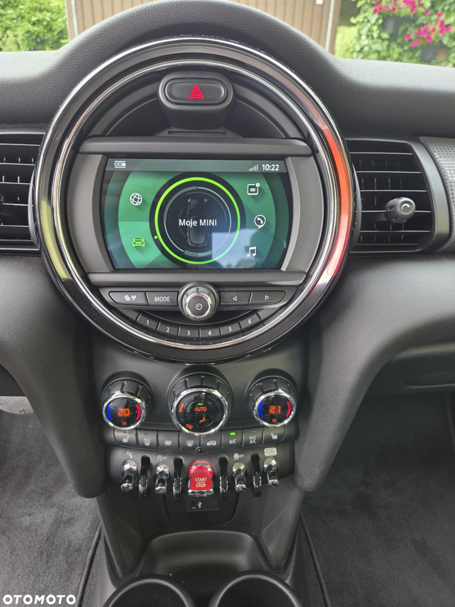 MINI Cooper Standard - 10