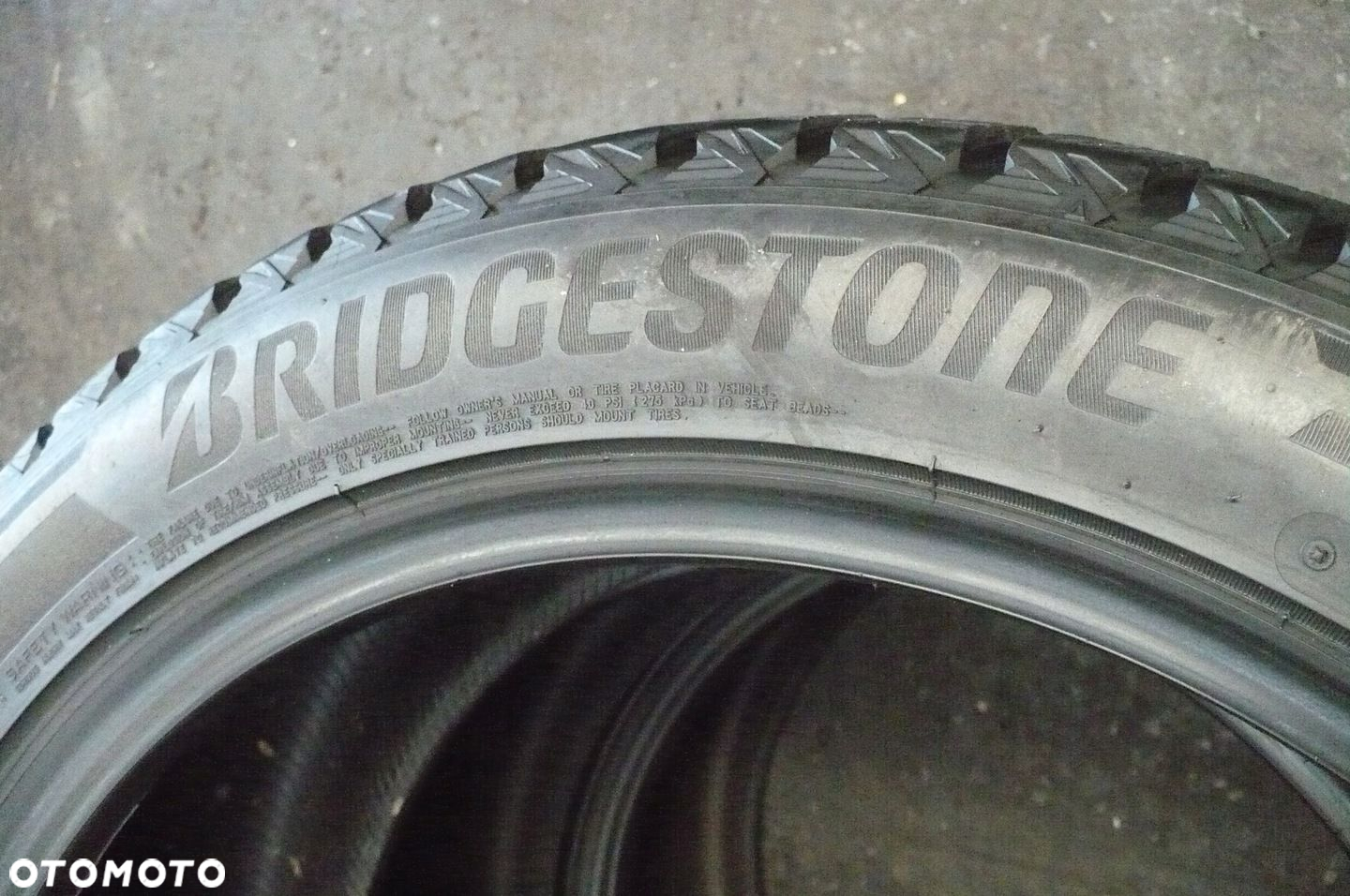 2x BRIDGESTONE Blizzak DM-V3 255/45R20 8,6mm 2020 - 3