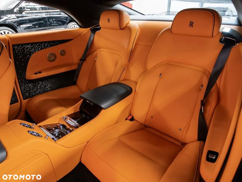 Rolls-Royce Spectre - 38