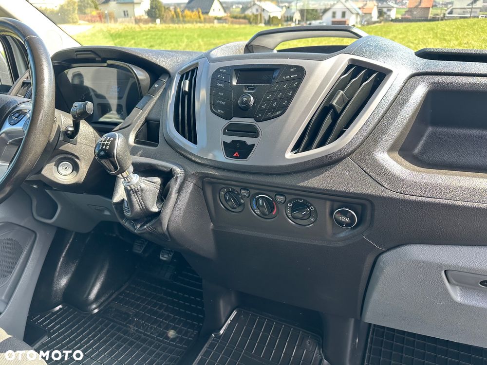 Ford Transit - 14