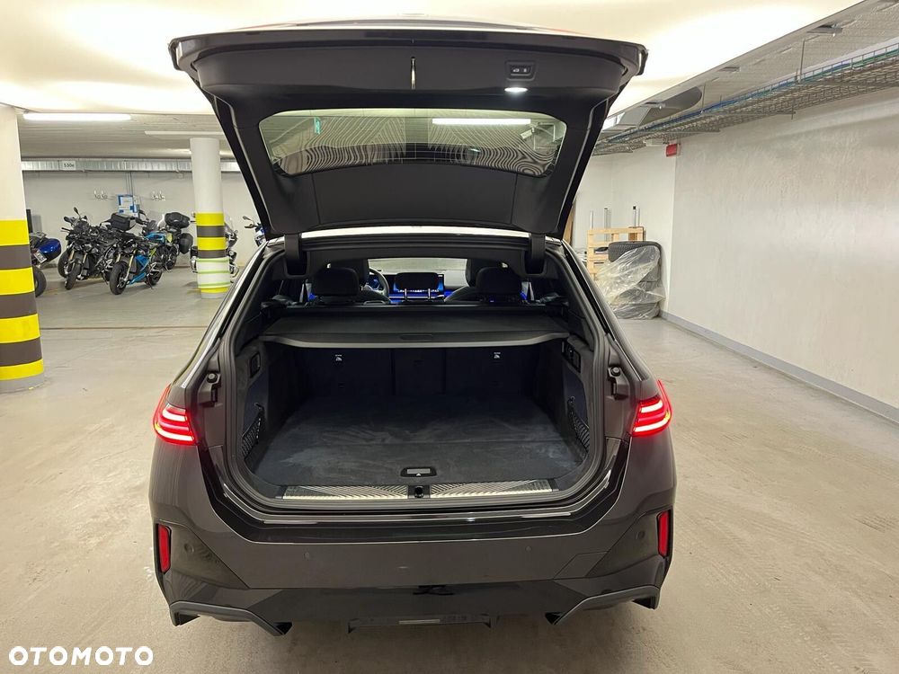BMW Seria 5 - 35