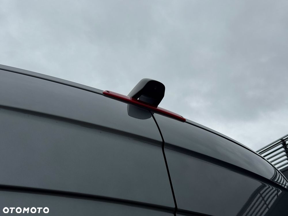 Mercedes-Benz Sprinter - 23