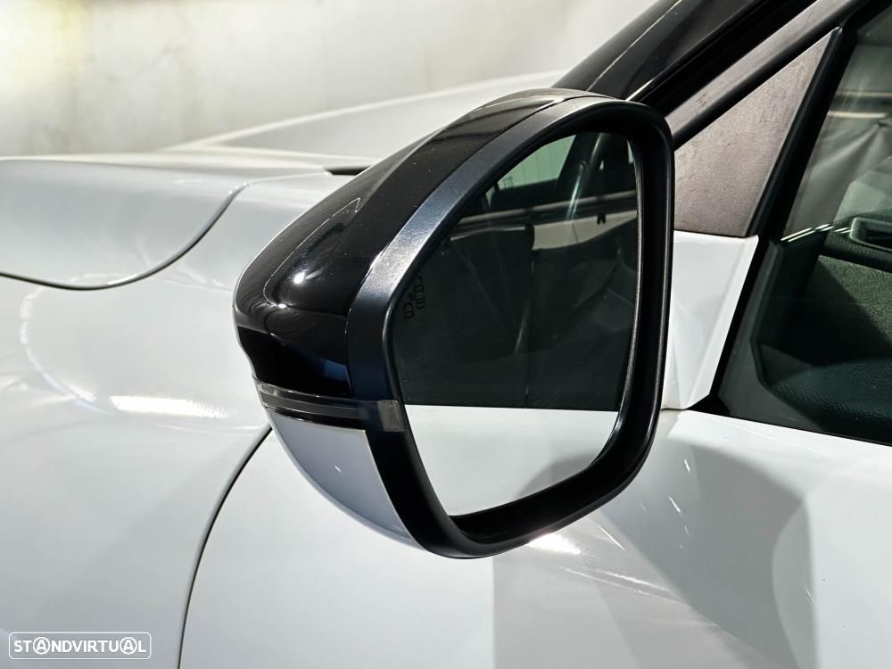 DS DS3 Crossback E-TENSE PERFORMANCE LINE - 17