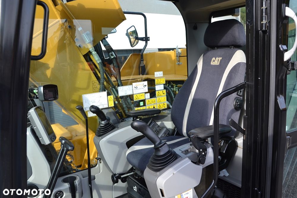 Caterpillar CAT 313 FL - 25