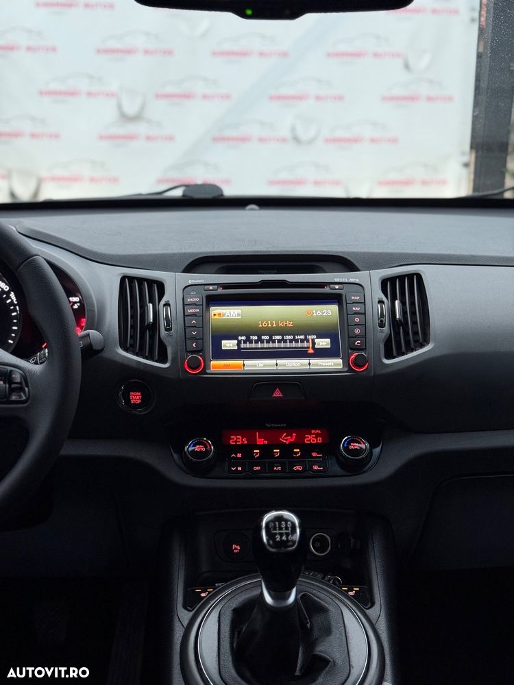 Kia Sportage 2,0 CRDI AWD Spirit - 14