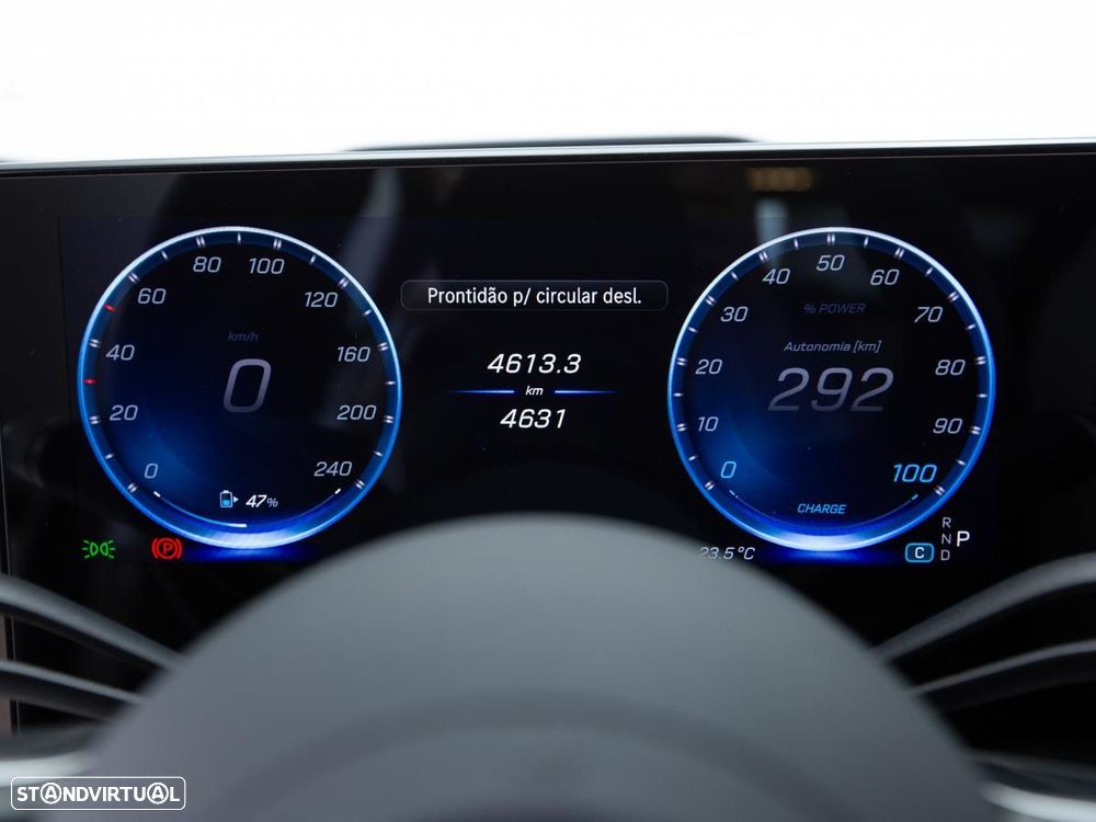 Mercedes-Benz CLA 350 EQ 4Matic - 34