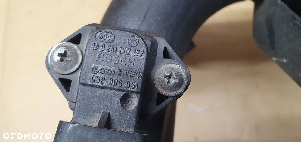 Przewód rura intercoolera czujnik zaworek VW Passat B5 1.9 TDI 8D0145840S - 10