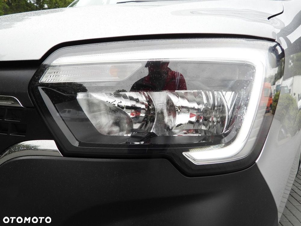 Renault MASTER PLANDEKA 10 PALET TEMPOMAT NAWIGACJA LEDY PNEUMATYKA KLIMATYZACJA  165KM - 22