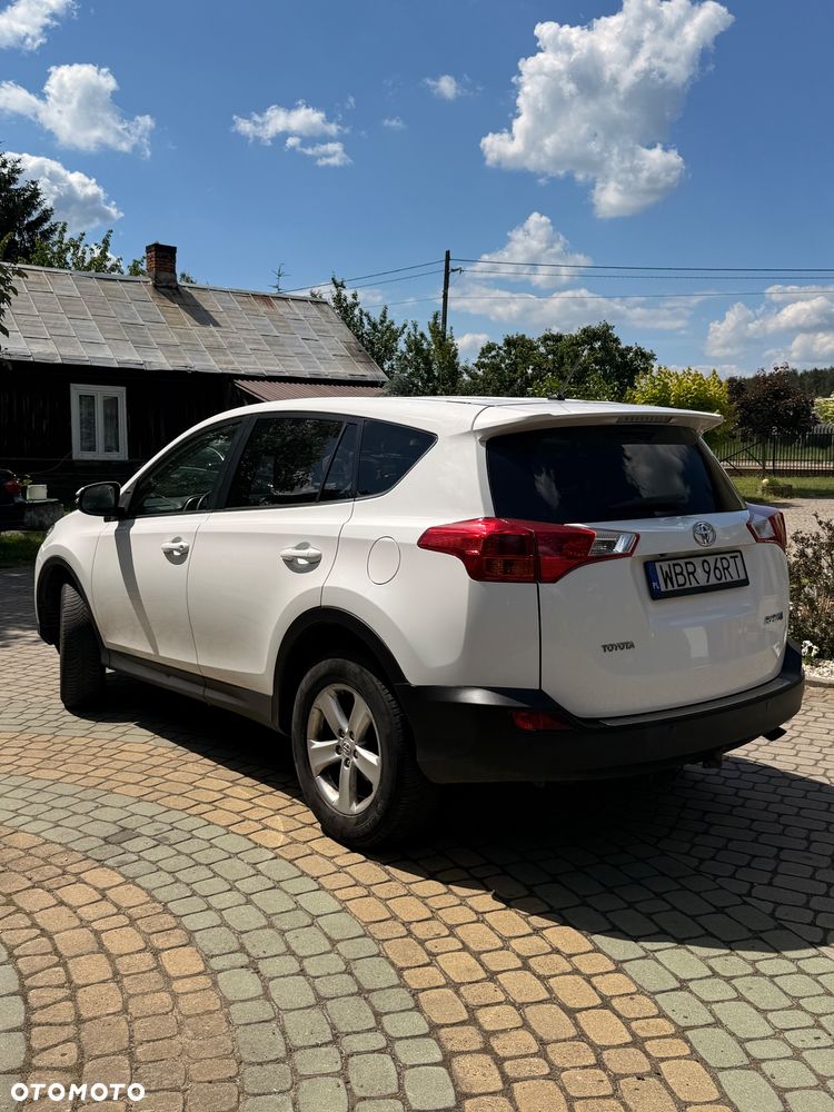 Toyota RAV4 2.0 D-4D 4x2 Start-Stop Comfort - 4