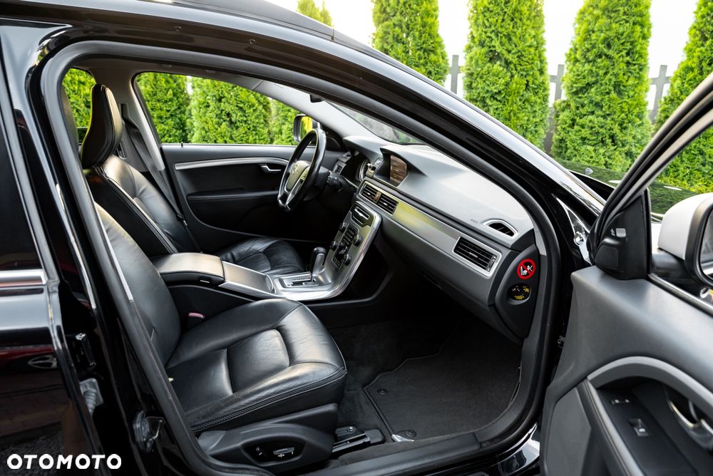 Volvo XC 70 D5 AWD Geartronic Summum - 23