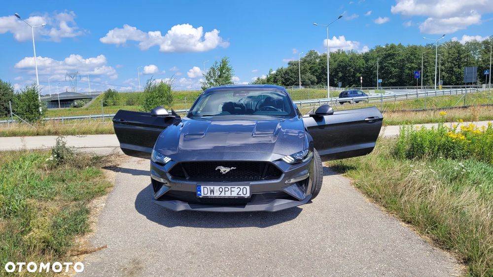 Ford Mustang - 10