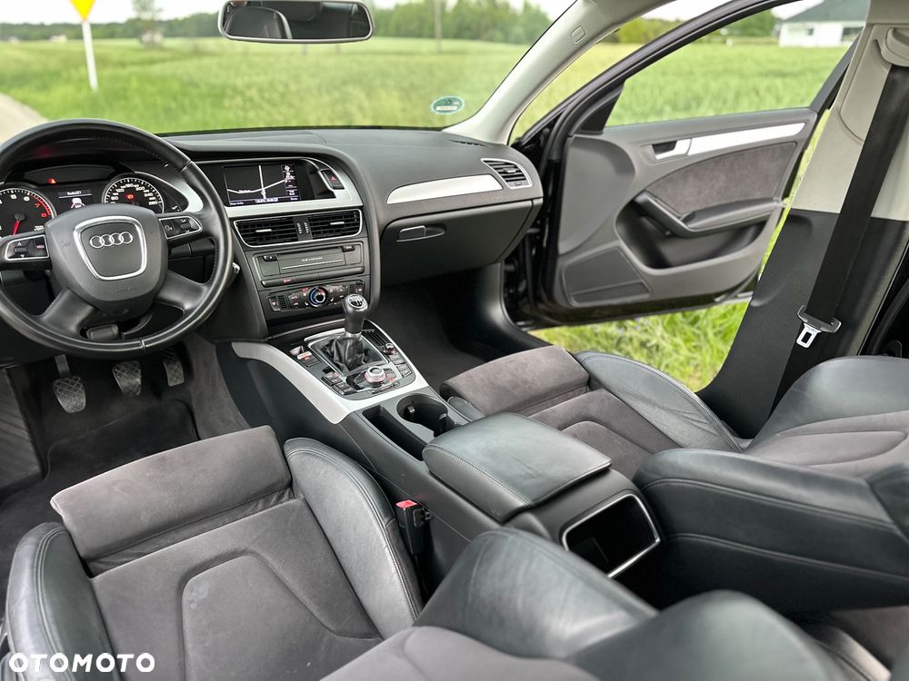 Audi A4 Limousine - 6