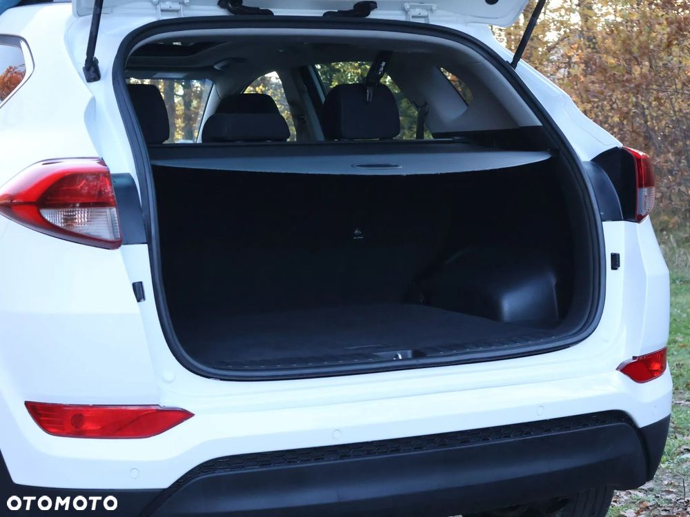 Hyundai Tucson 1.7 CRDI BlueDrive Comfort 2WD - 39
