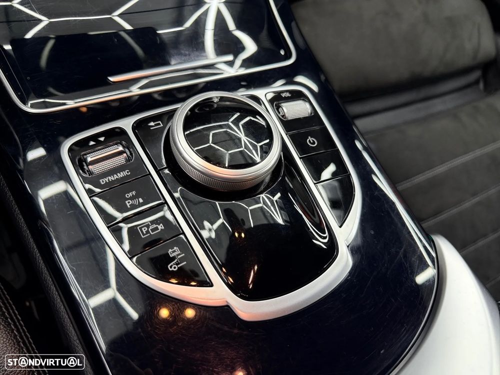 Mercedes-Benz C 300 de T 9G-TRONIC AMG Line - 21