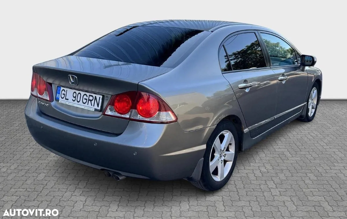 Honda Civic - 8