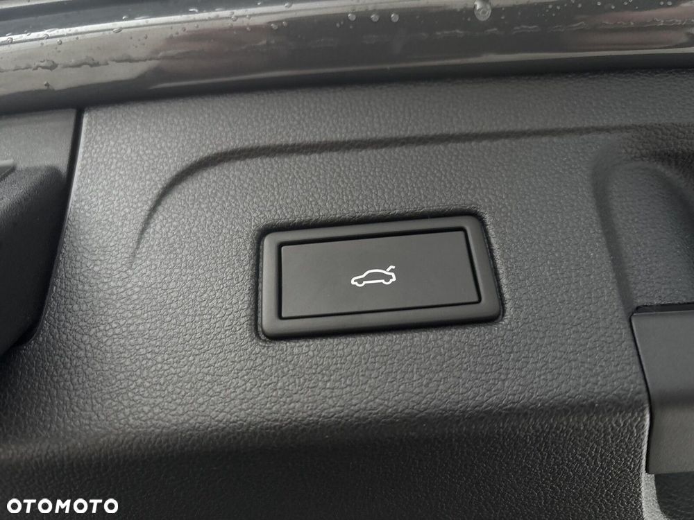 Volkswagen Touran 2.0 TDI BMT SCR Comfortline Plus - 17