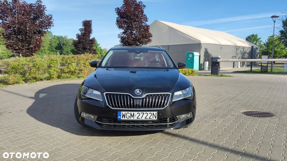 Skoda Superb 2.0 TSI 4x4 L&K DSG - 12