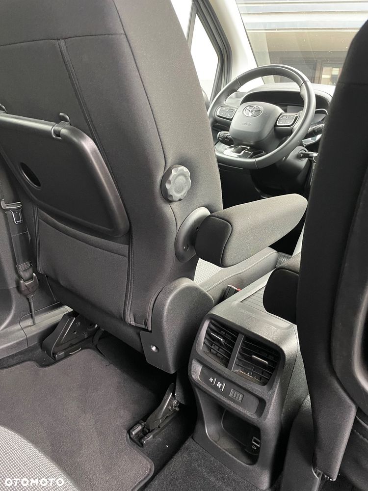 Toyota Proace City Verso 1.2 D-4T Family - 19
