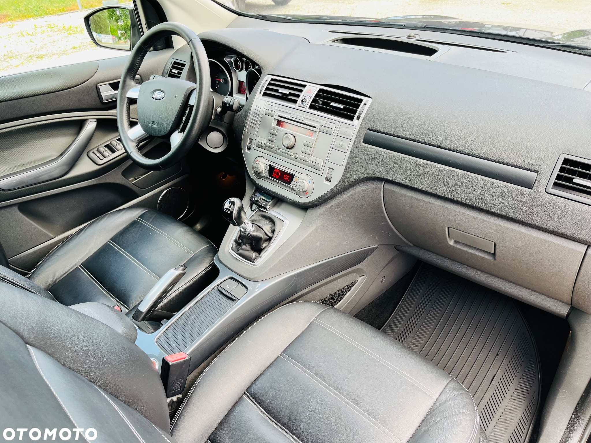 Ford Kuga 2.0 TDCi Titanium - 22