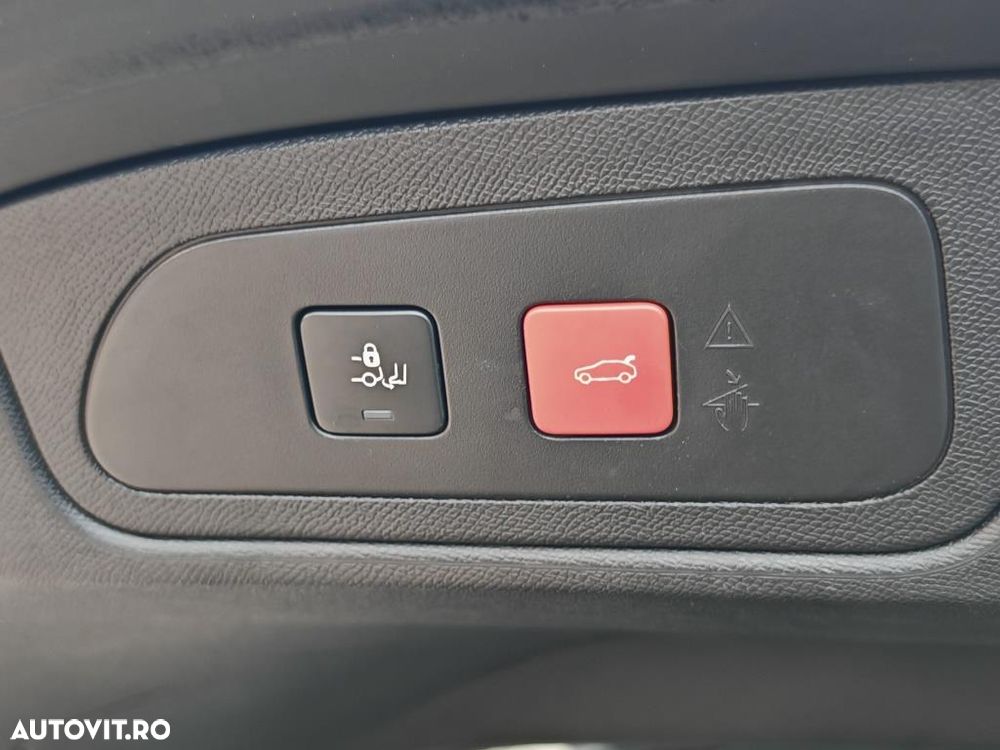 DS Automobiles DS 7 Crossback - 36