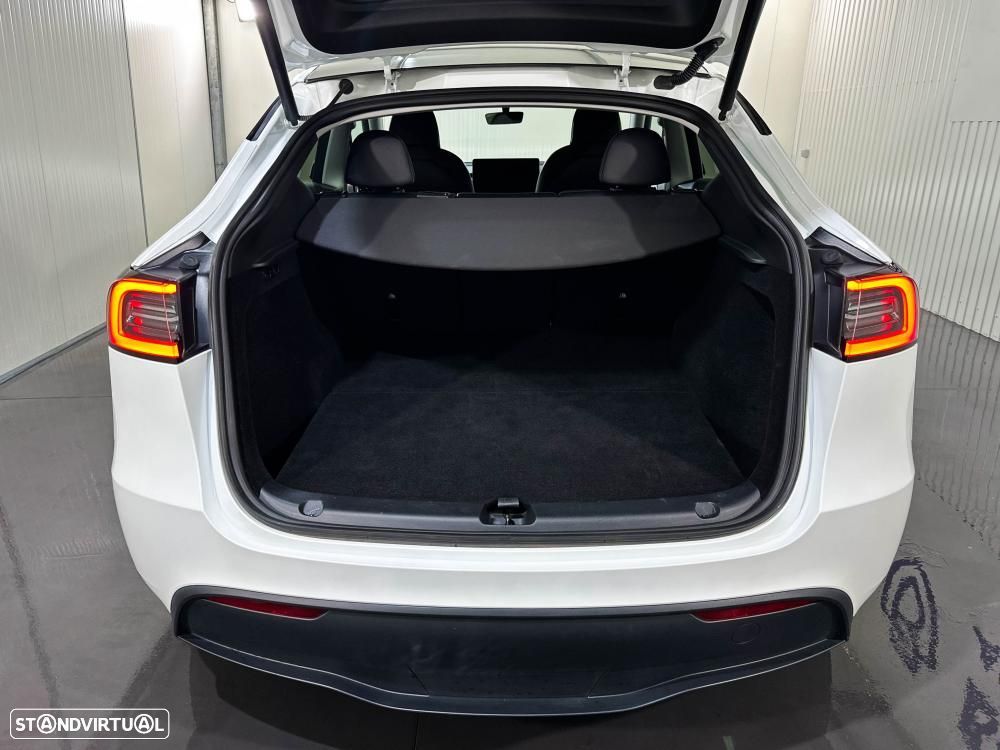 Tesla Model Y Standard - 53