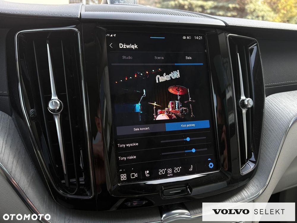 Volvo XC 60 - 35