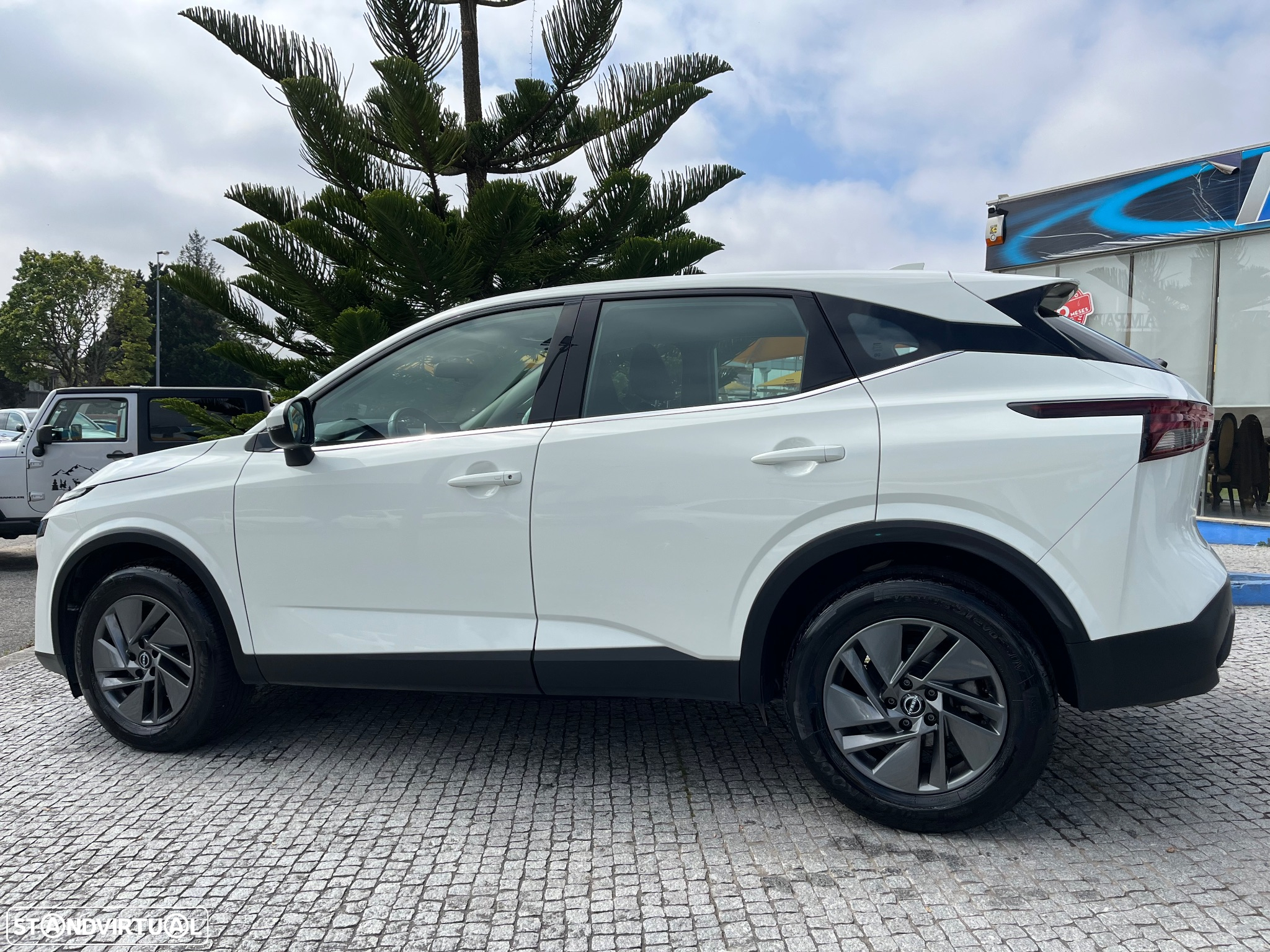 Nissan Qashqai 1.3 DIG-T N-Connecta LED - 13