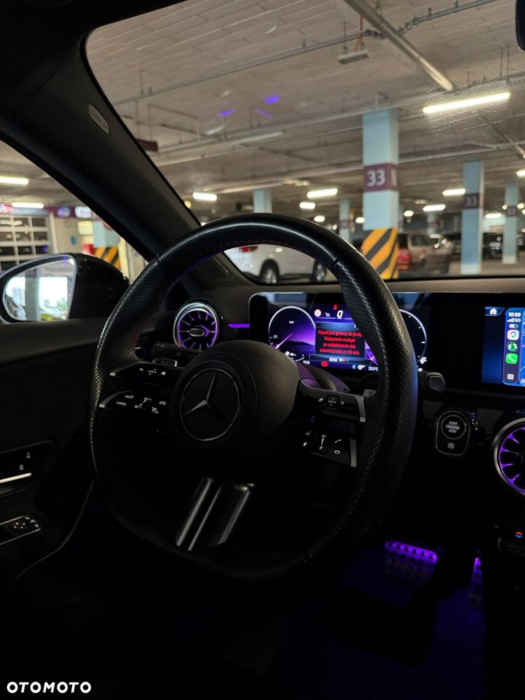 Mercedes-Benz Klasa A 250 4-Matic AMG Line 7G-DCT - 11