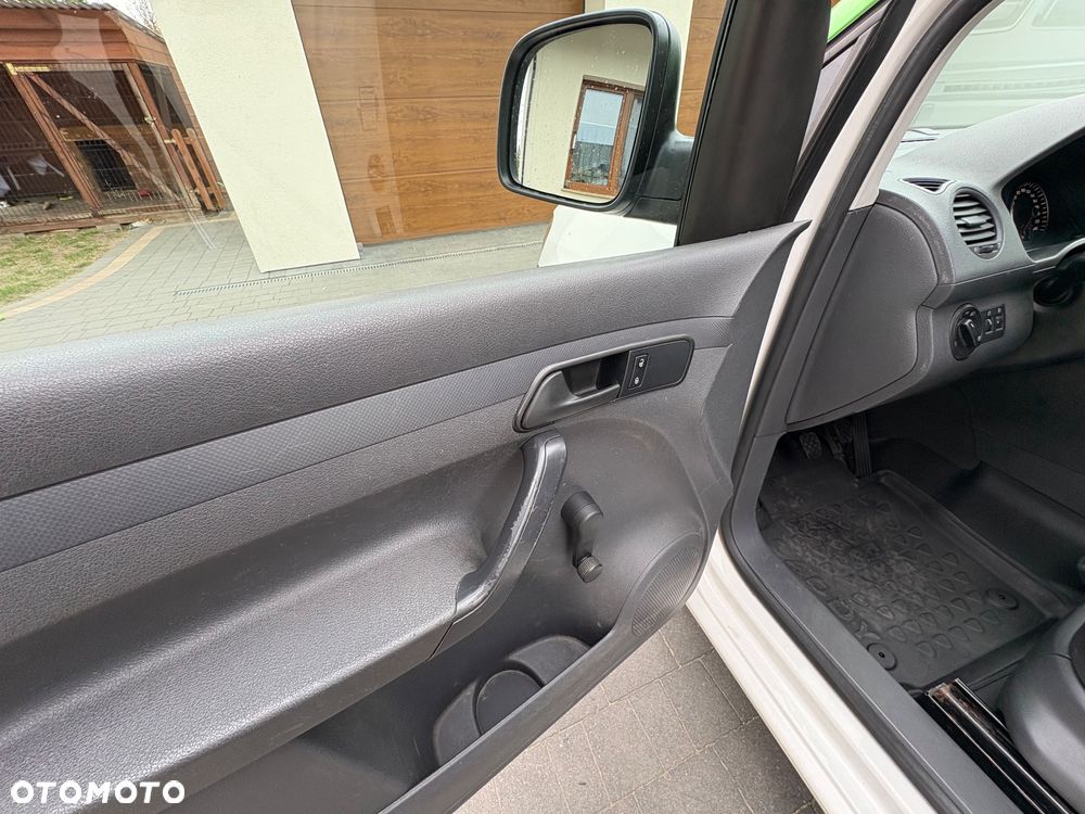 Volkswagen Caddy - 19