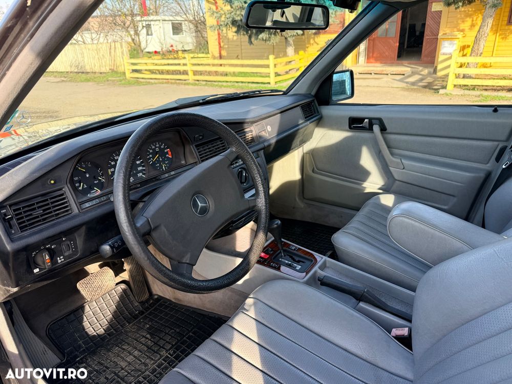 Mercedes-Benz W201 - 5