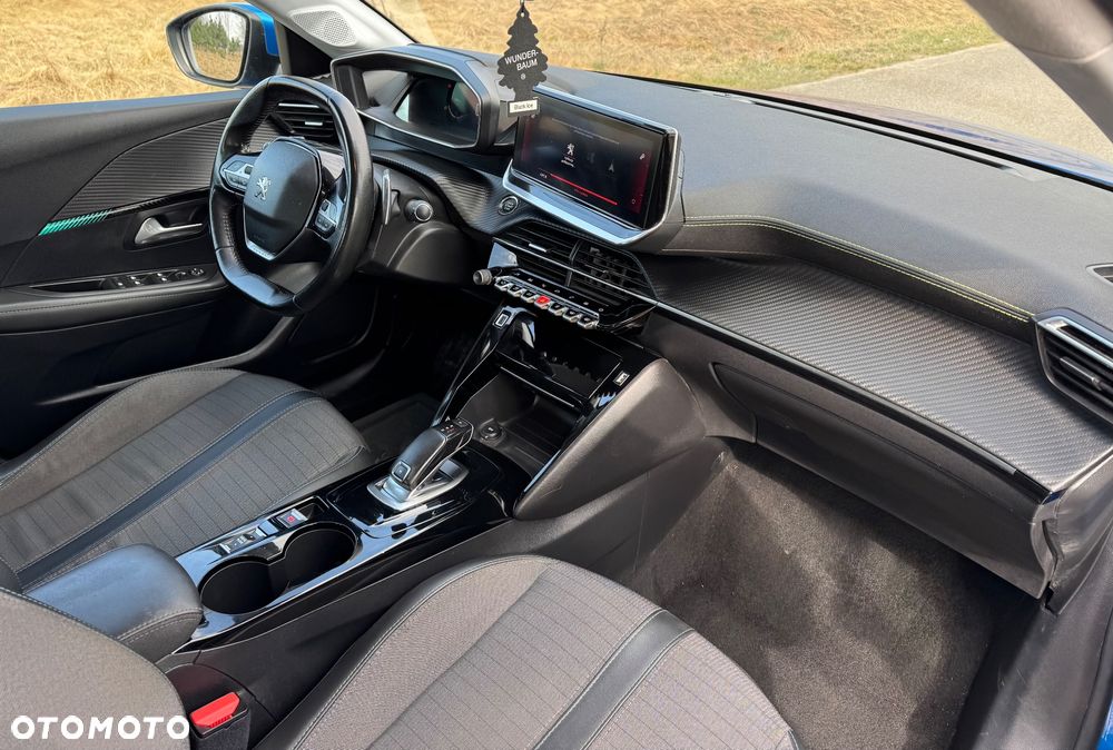 Peugeot 208 - 9