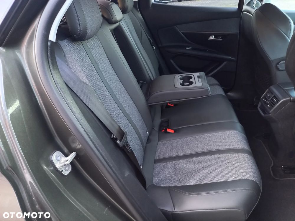 Peugeot 3008 BlueHDi 130 Stop & Start Allure Business-Paket - 21