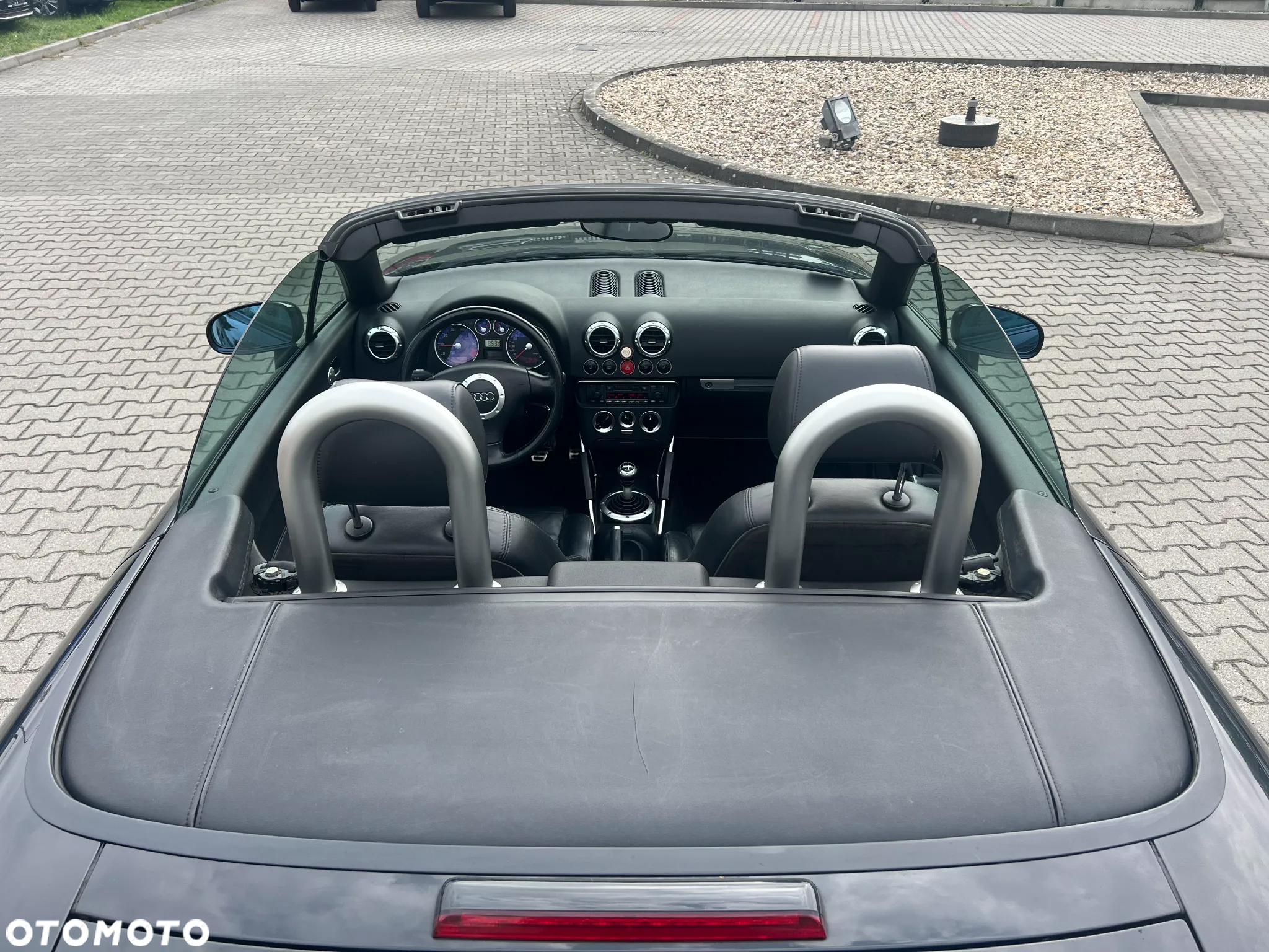 Audi TT Roadster 1.8T - 25