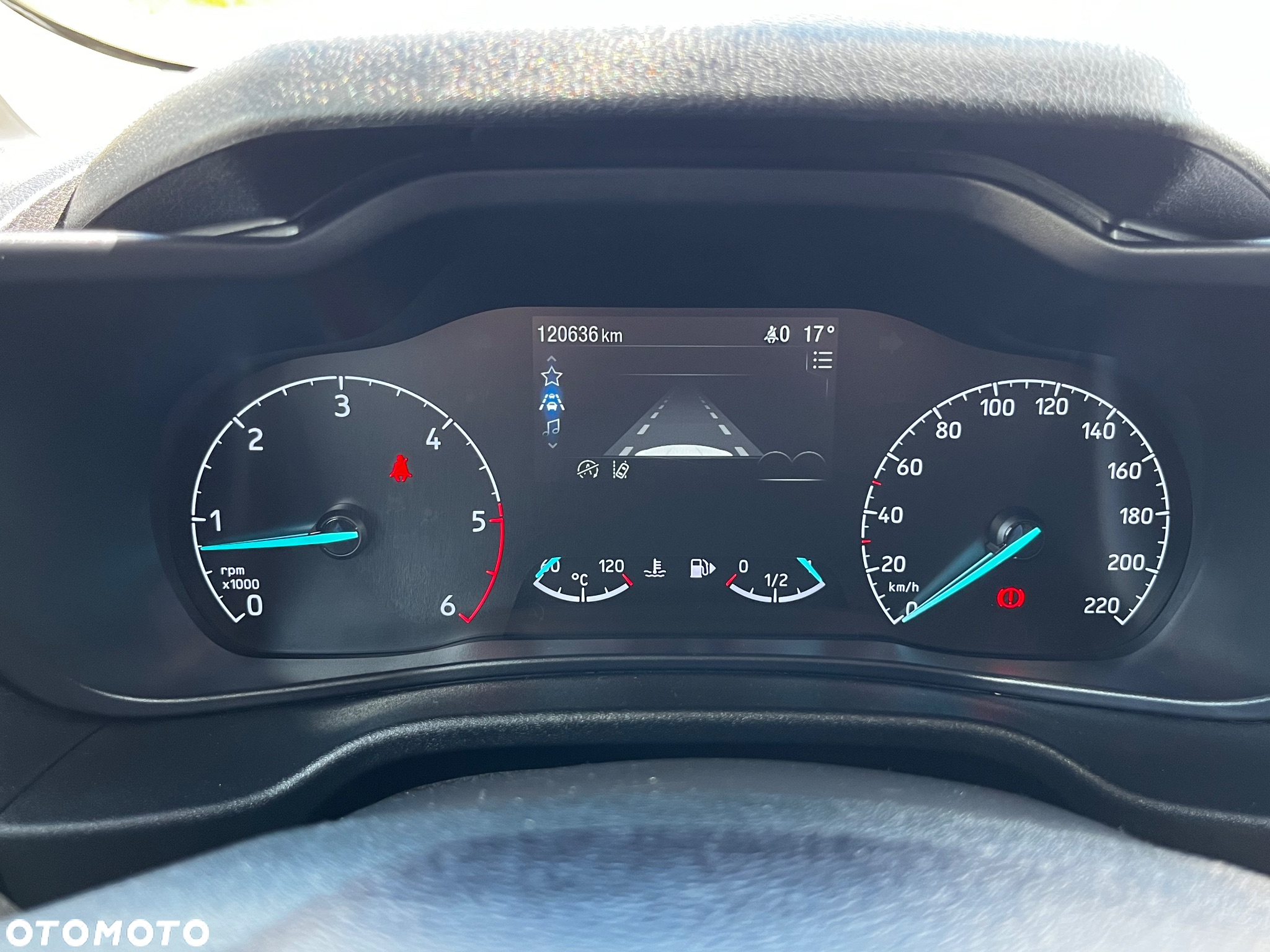 Ford Tourneo Connect - 24