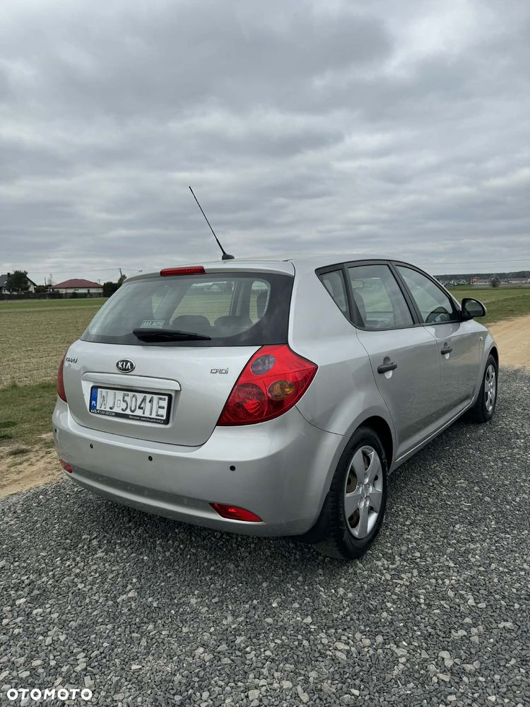 Kia Ceed 1.6 Crdi Comfort - 25