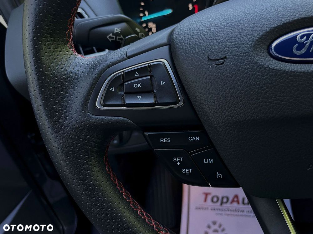 Ford Kuga 2.0 TDCi FWD ST-Line - 24