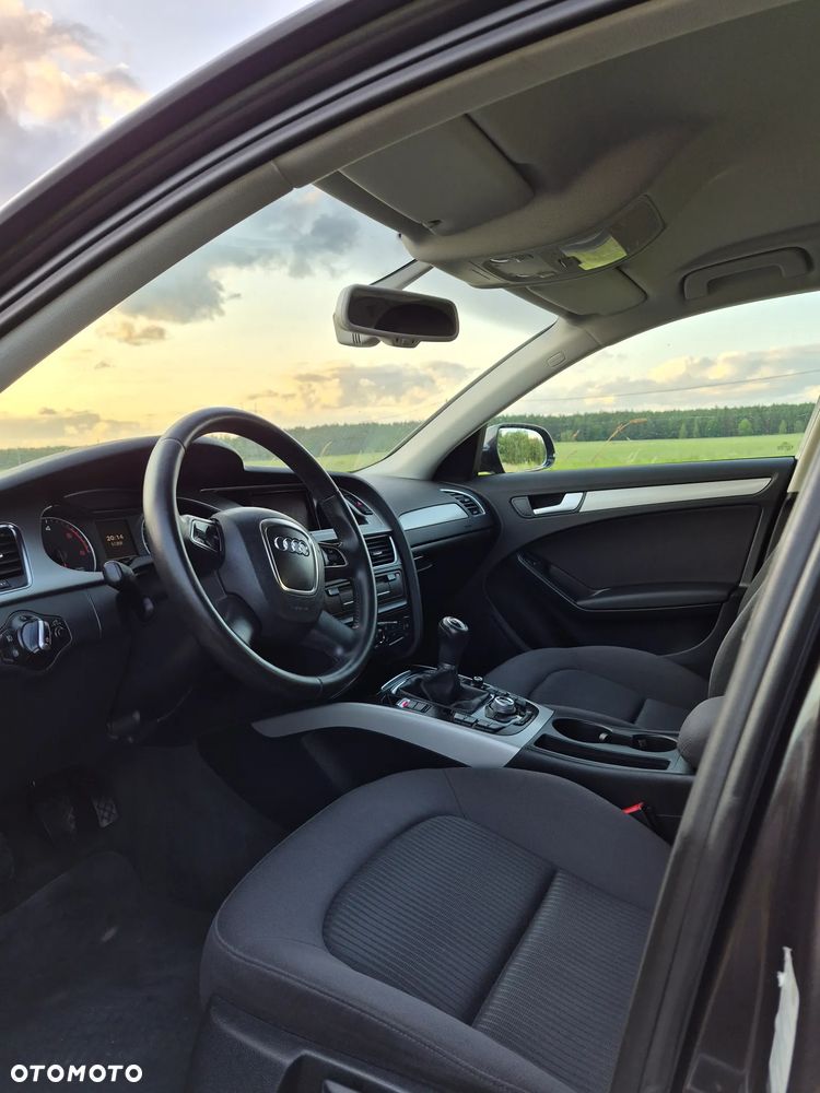 Audi A4 Avant - 19