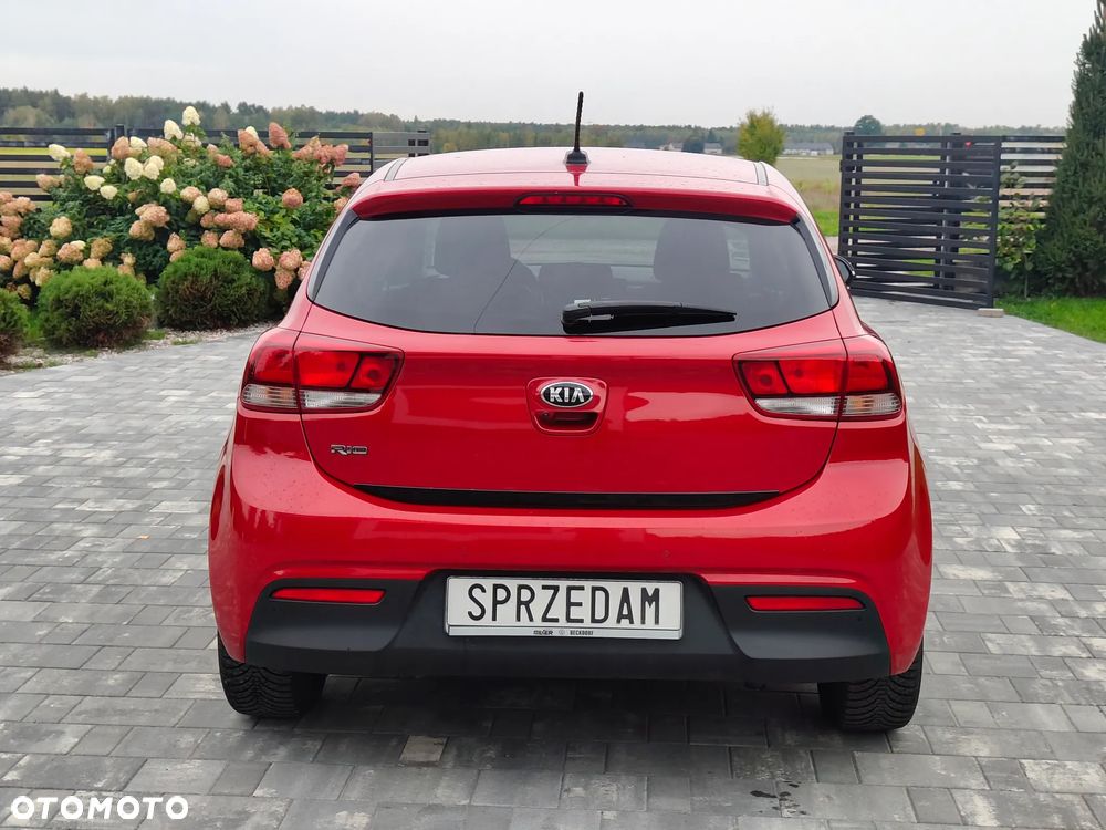 Kia Rio - 13