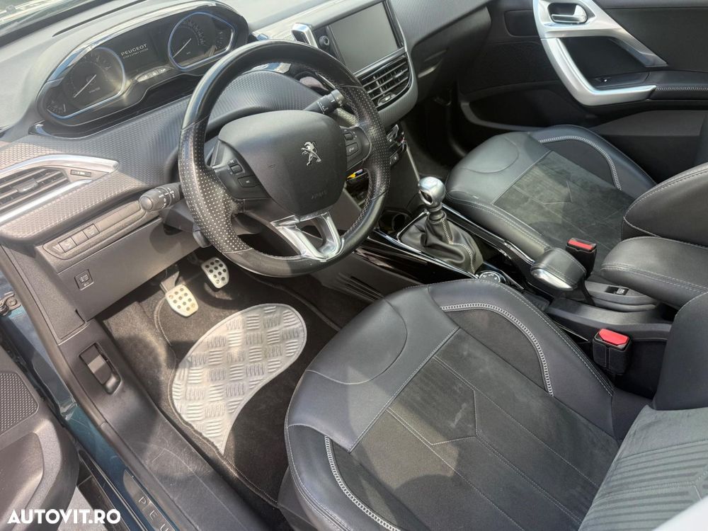 Peugeot 2008 - 10