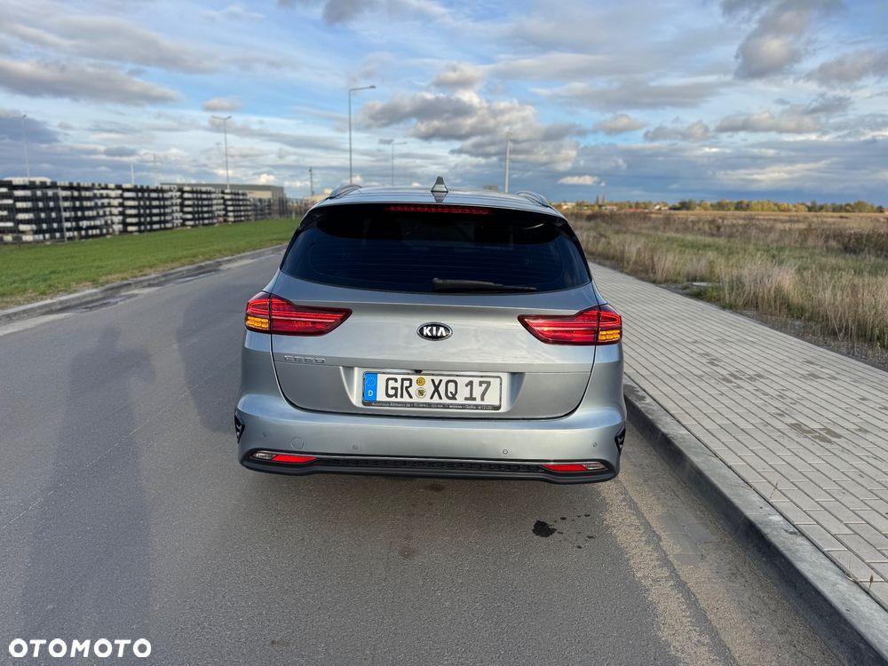 Kia Ceed 1.4 T-GDI OPF Platinum Edition - 13