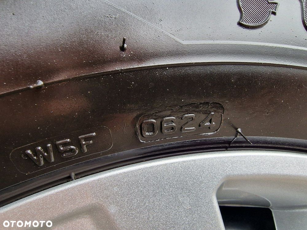 Ford Transit Connect - 17