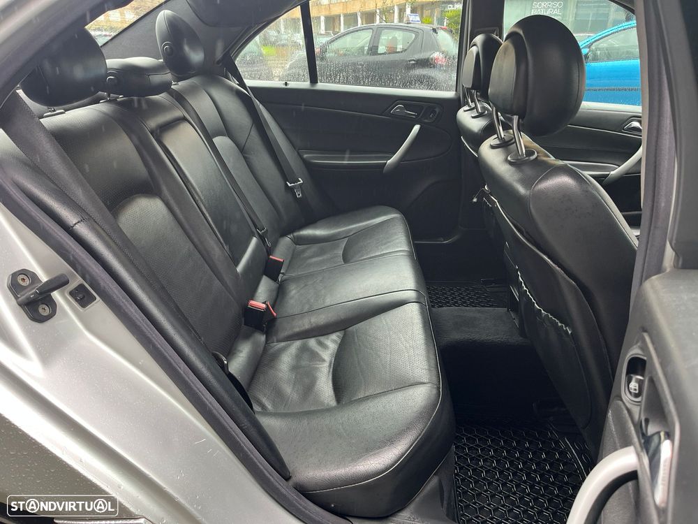 Mercedes-Benz C 200 CDi Avantgarde 122 - 12