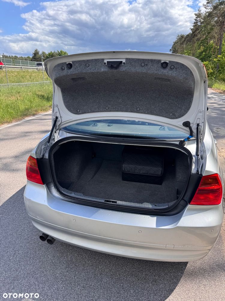 BMW Seria 3 - 13