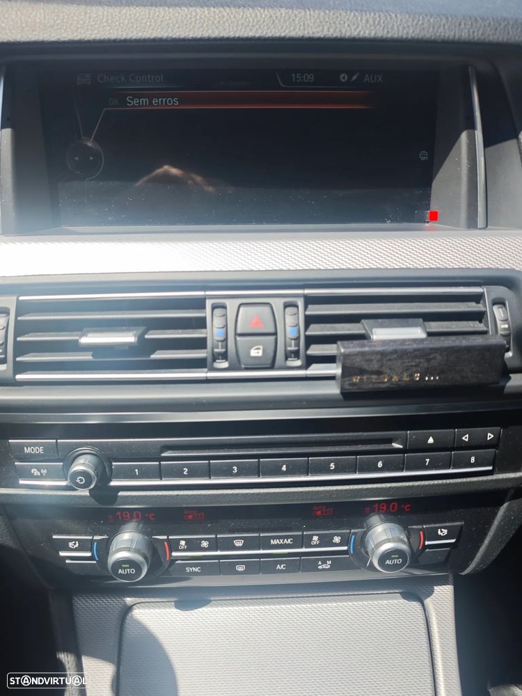 BMW 525 d Pack M Auto - 19