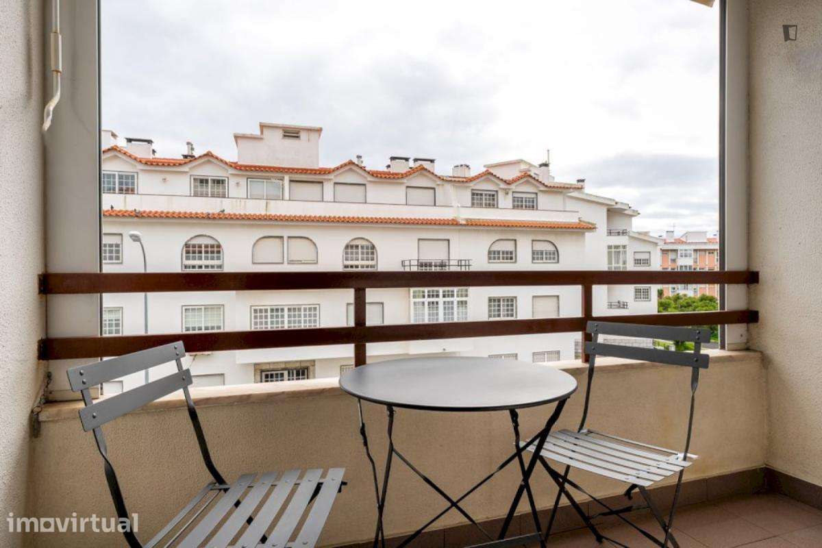 Quarto - localizado em Oeiras Lisbon - Grande imagem: 4/29