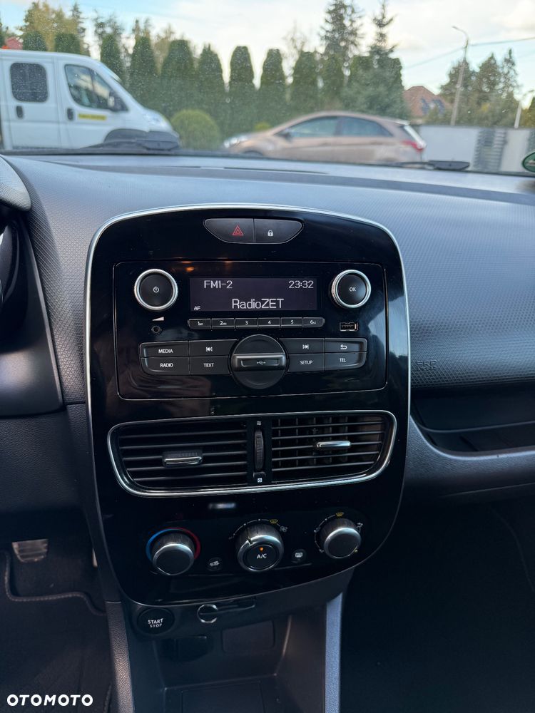 Renault Clio - 21