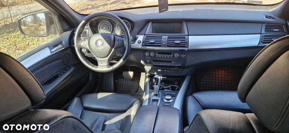 BMW X5 xDrive35d - 13