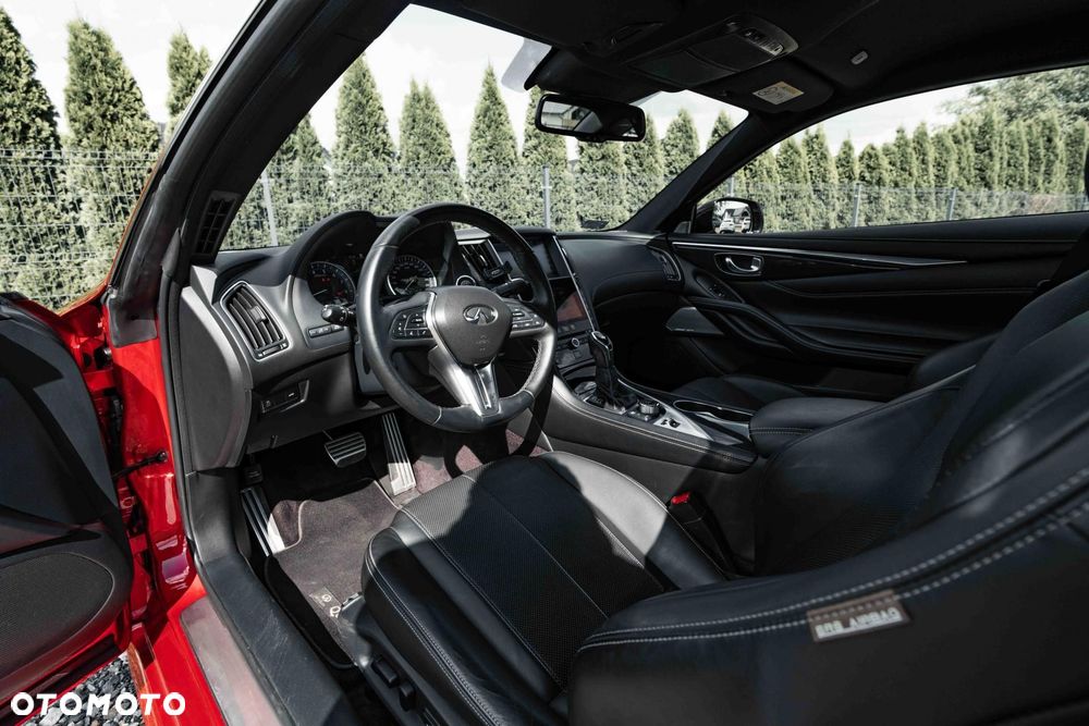 Infiniti Q60 - 10