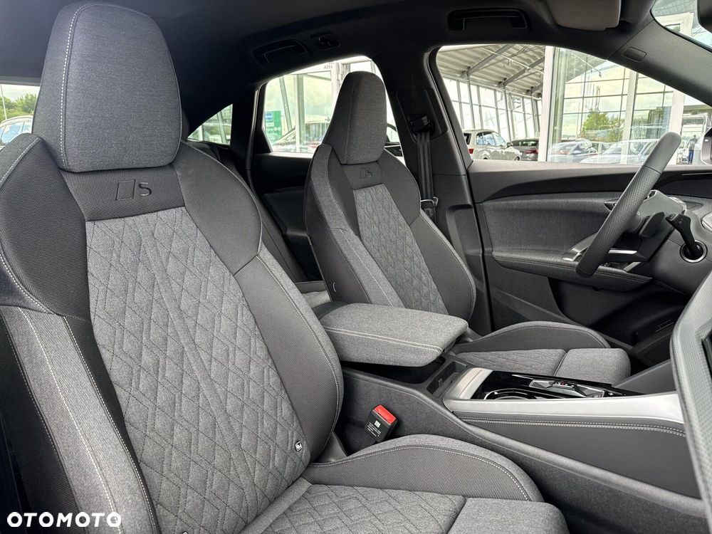 Audi Q5 Sportback - 18